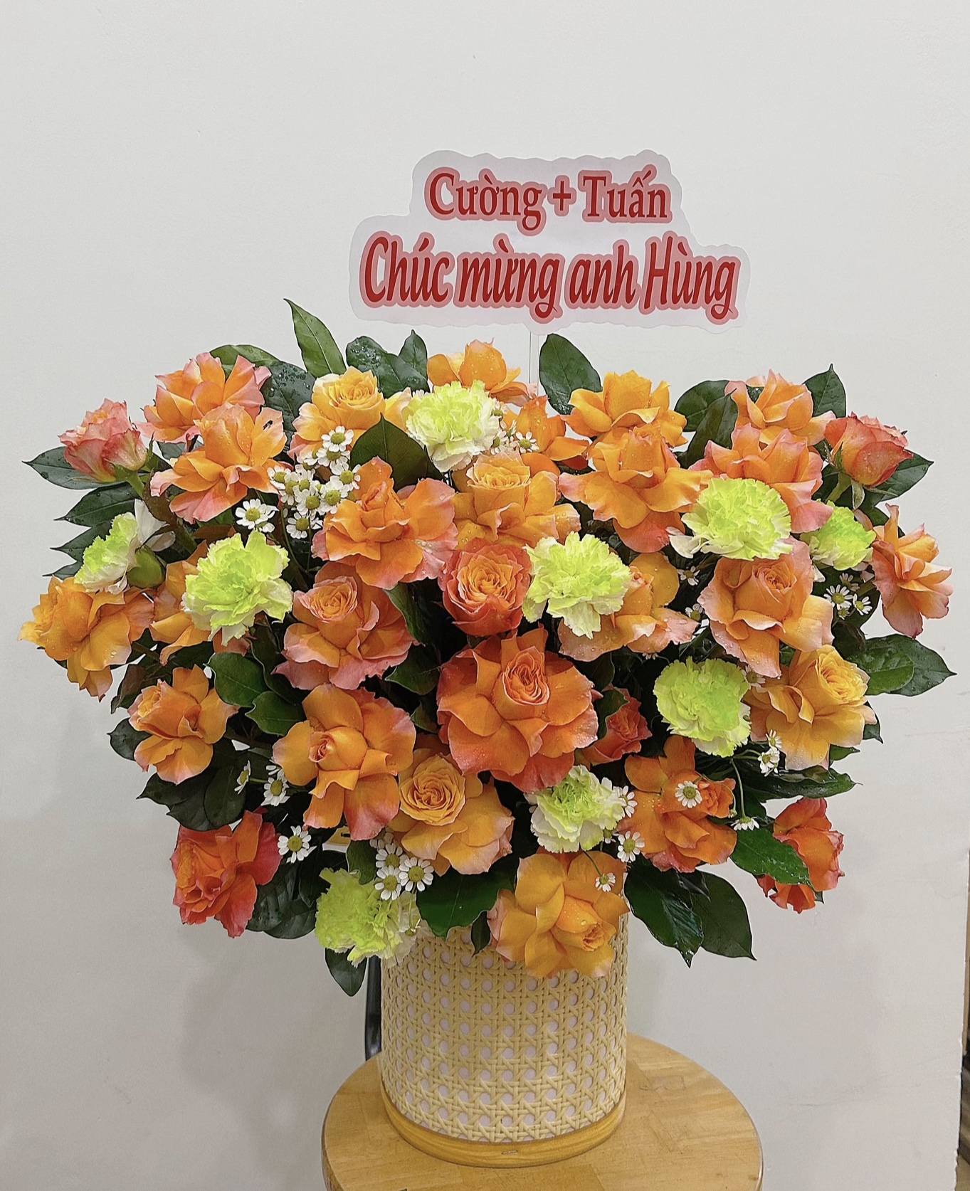 Giỏ hoa tone cam L